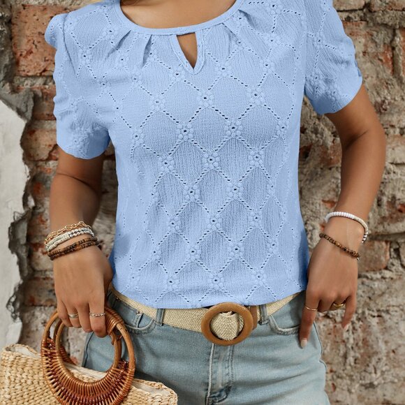 Tops - Women's solid color round neck hollow top